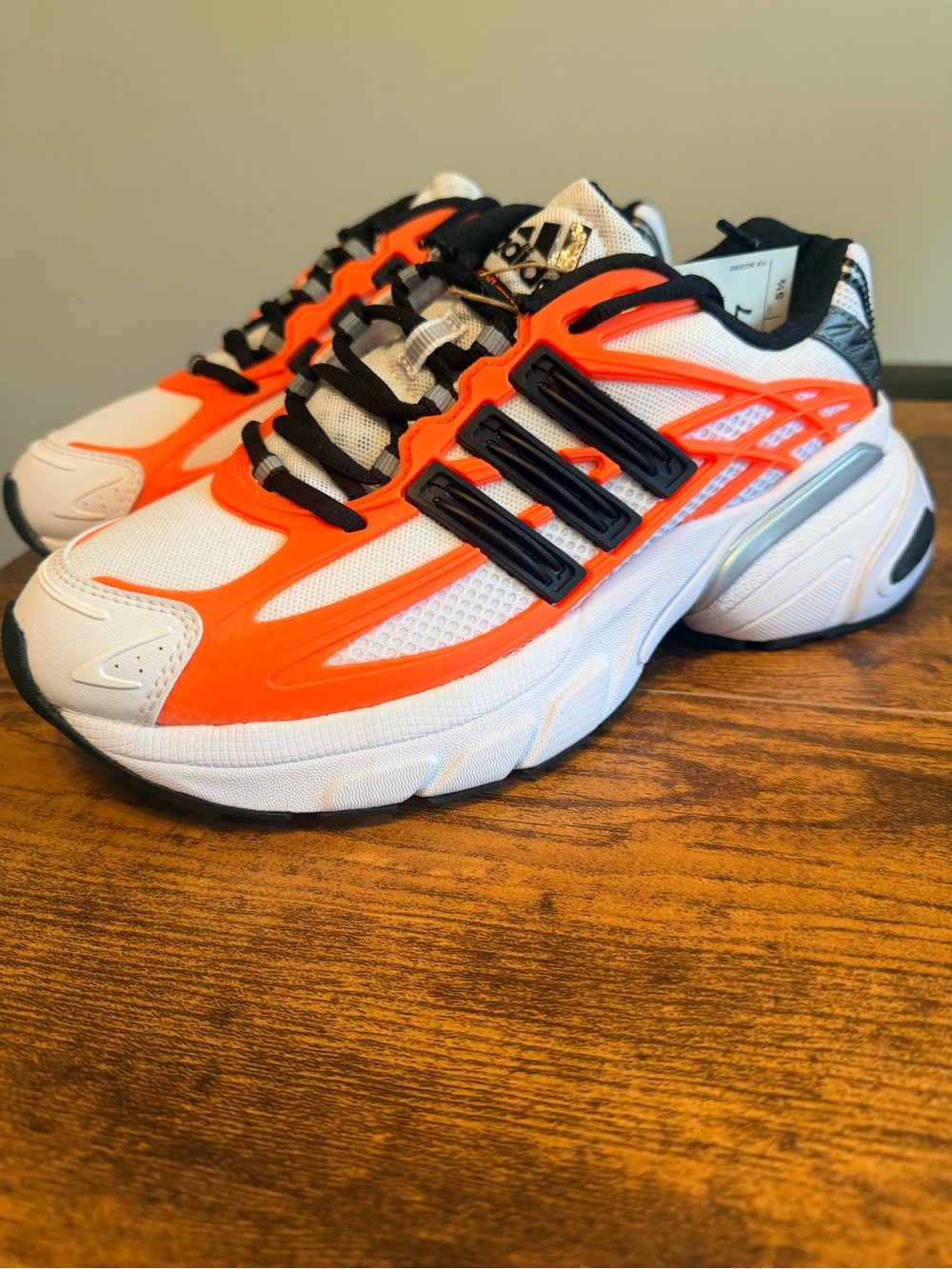 Adidas Mens Adistar XLG 2.0 Orange & White Athletic Sneakers 6M/7W